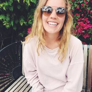 Meet your Posher, Natalie